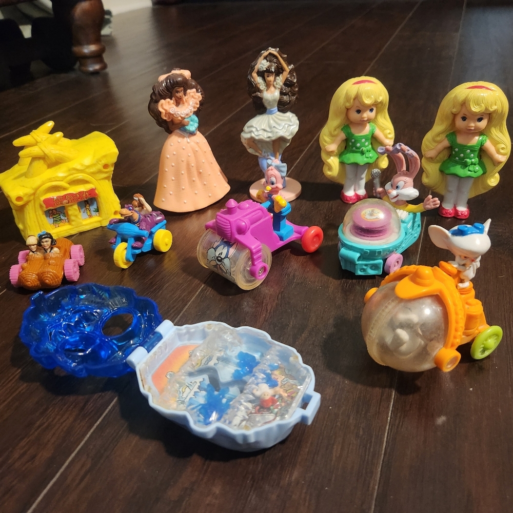Vintage Lot Toys McDonald's Bundle